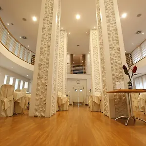 **** Hotel Luxor Italien