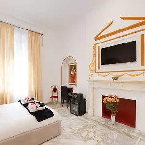 Queen Palace Rome
