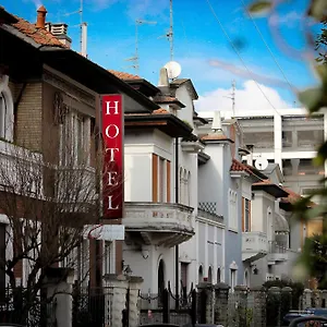 https://rossovino.italymilanhotels.net
